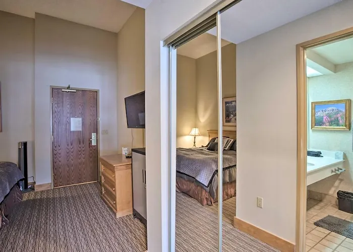 Cozy Colorado Studio Near Crested Butte Ski Slopes