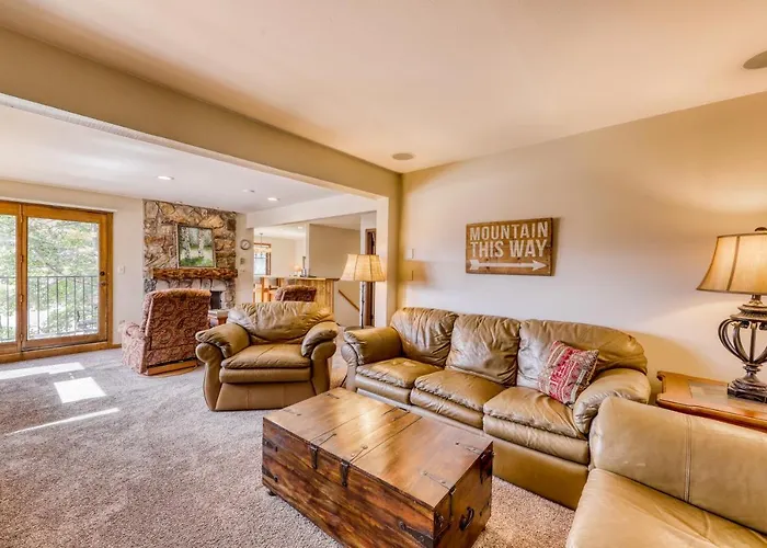 Beautiful Mountain View Condo
